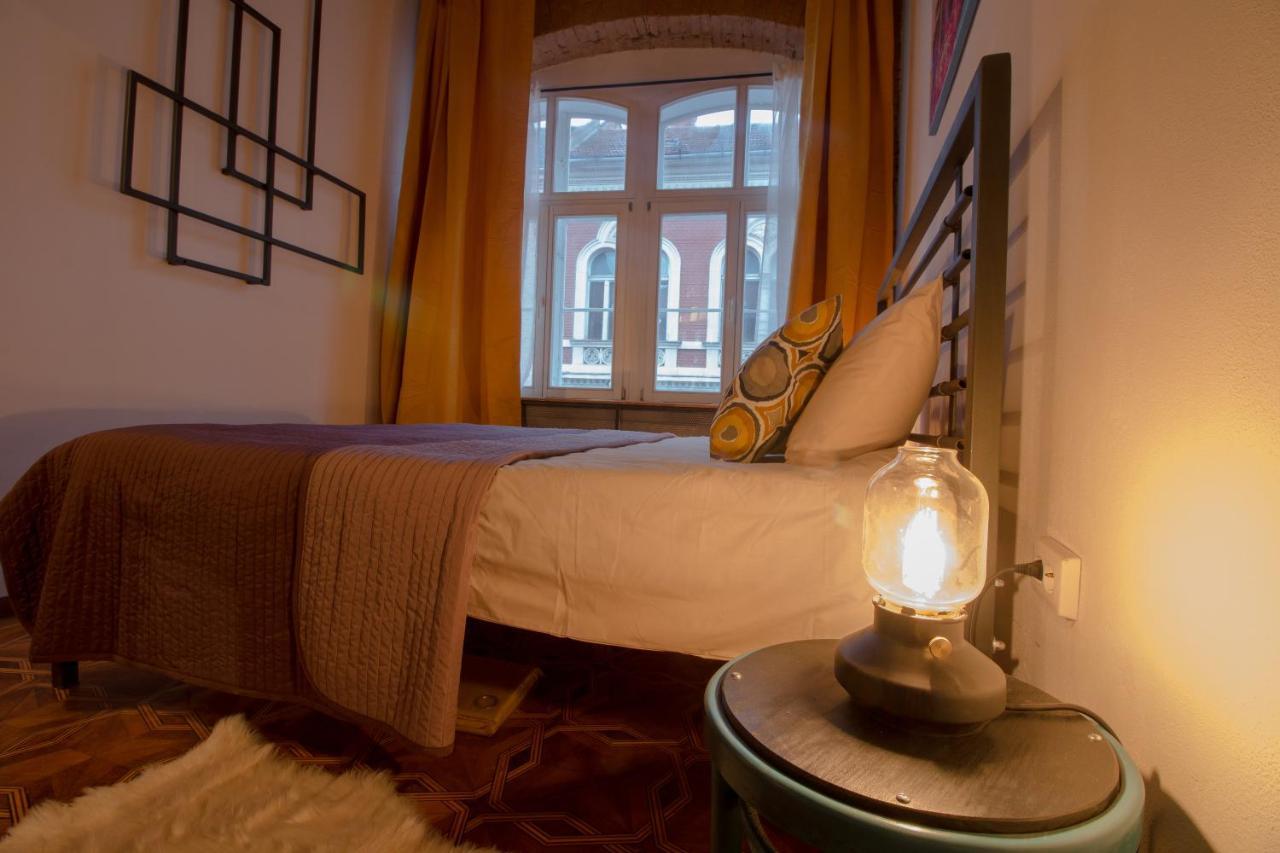 1881 Brasov Old Town Apartments ภายนอก รูปภาพ